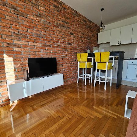 Apartman Lollita Μπάνια Λούκα Εξωτερικό φωτογραφία